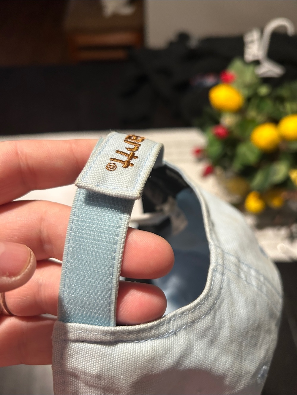 Carhartt Pale Blue Cotton Dad Cap with Leather Logo Patch - Picture 4 of 6